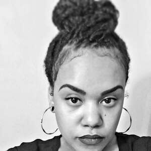 Meet your Posher, Marisa